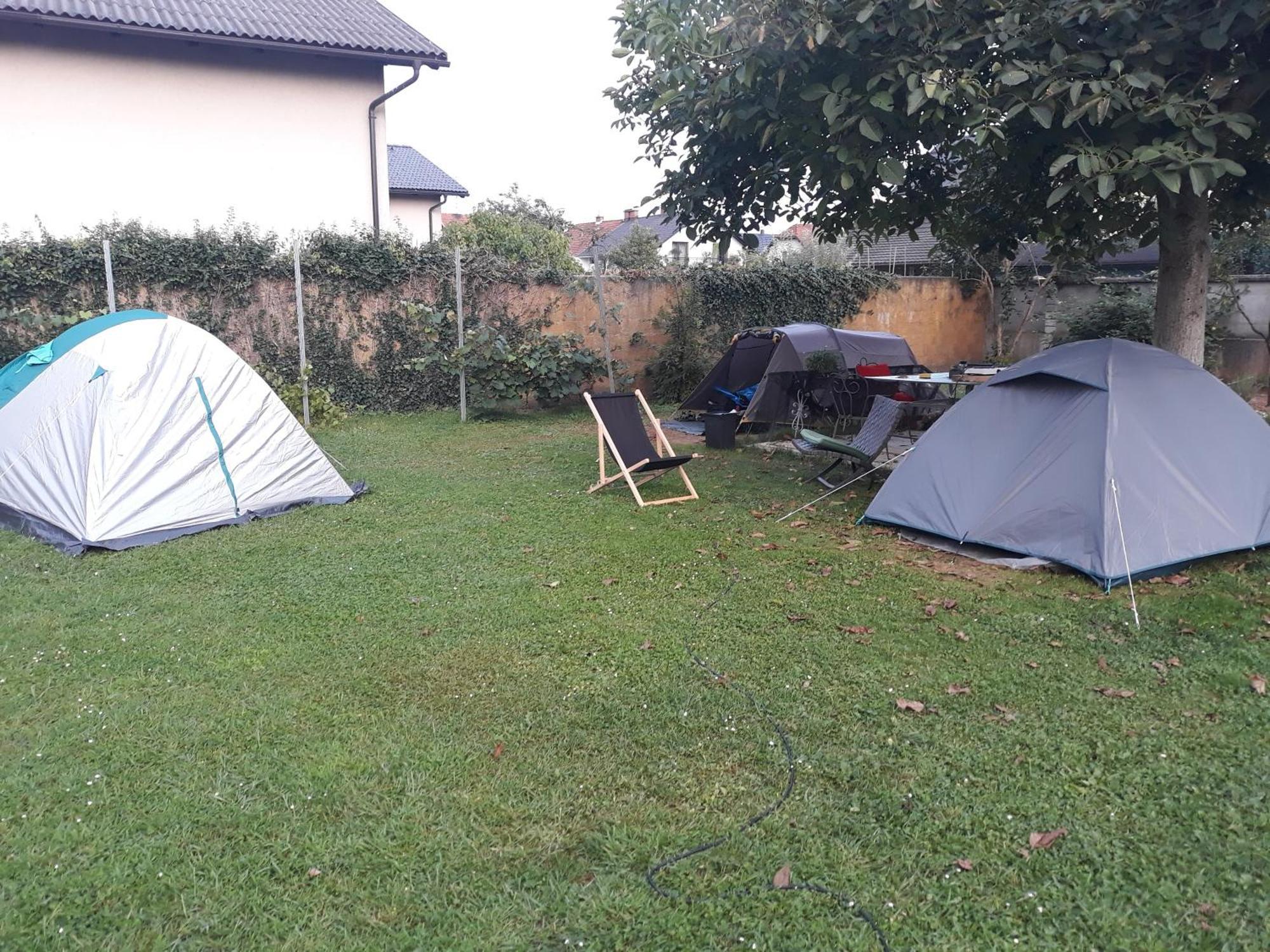 Indian Tent Tipi In Shared Lot And Shared Bathroom Mrse ภายนอก รูปภาพ